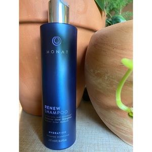 Monat Renew Shampoo New! Unopened!